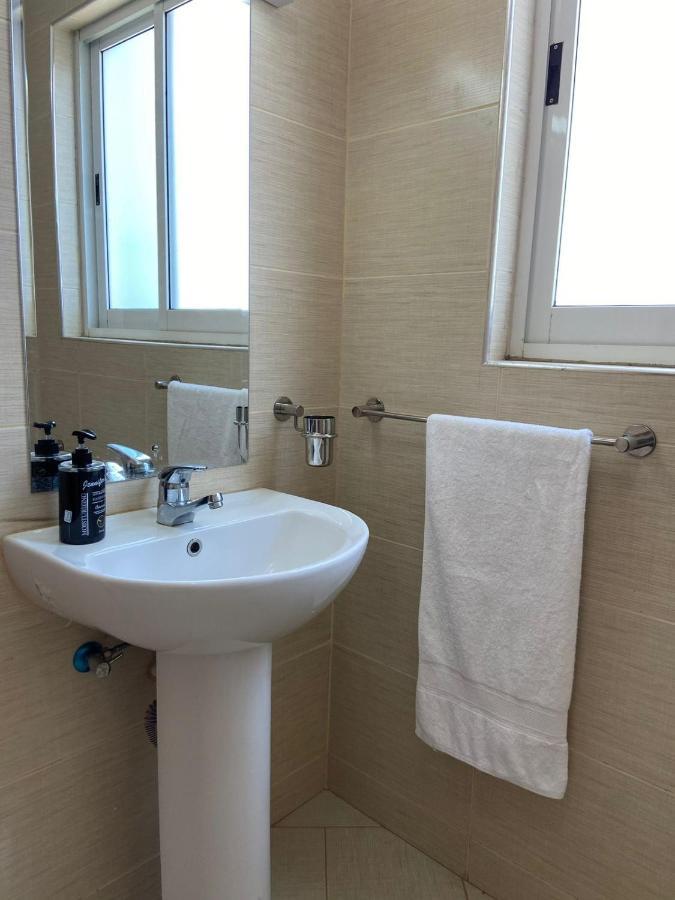 Neema Executive Ngong Rd With Balcony Nairobi