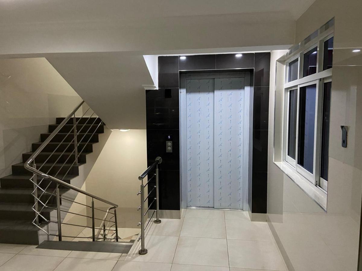 Neema Executive Ngong Rd With Balcony Nairobi