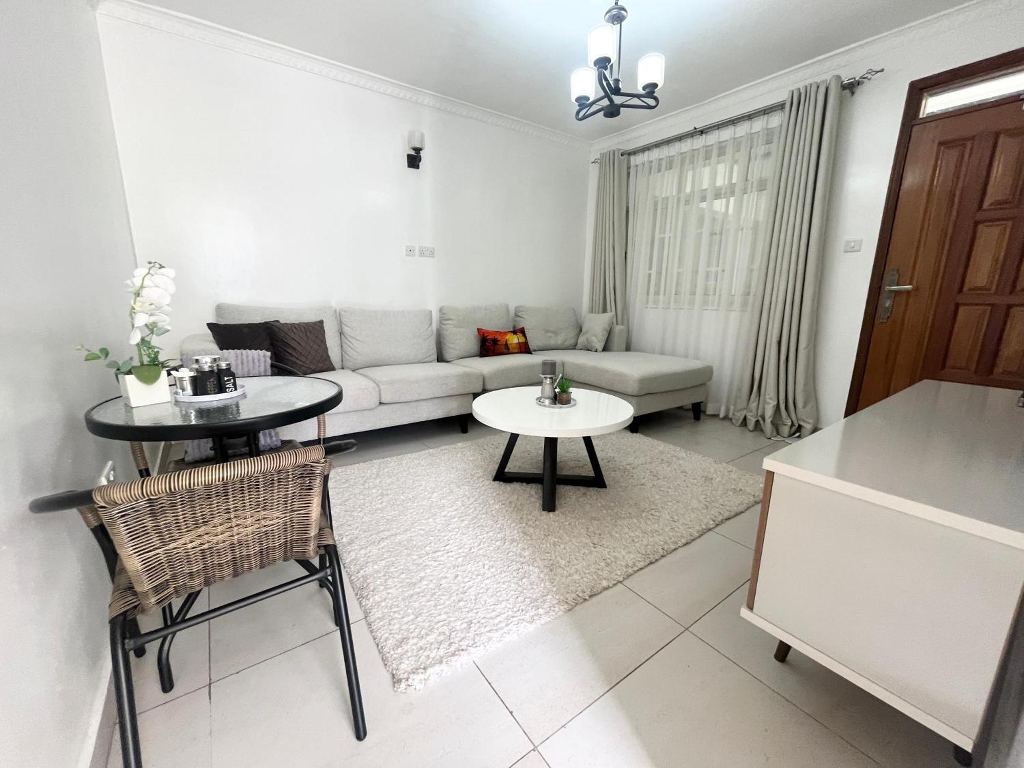 Apartment Neema Executive Ngong Rd With Balcony *